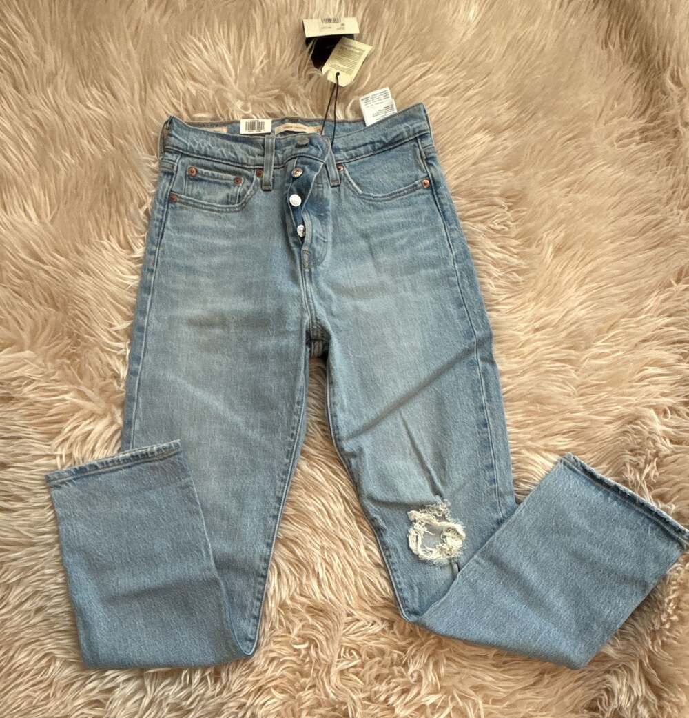 Levi's Wedgie Straight Light Wash Distressed Jeans